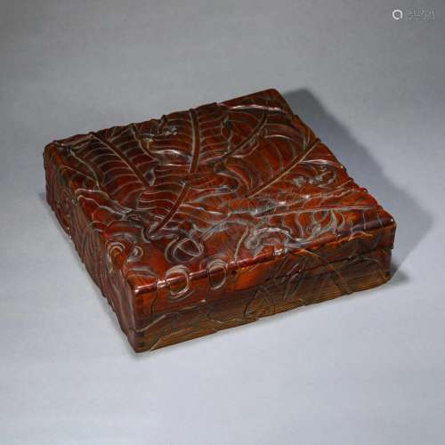 Carved Huanghuali Lotus Petal Box and Cover