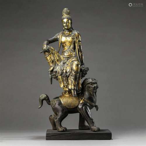 Gilt Bronze Figure of Roaring Guanyin