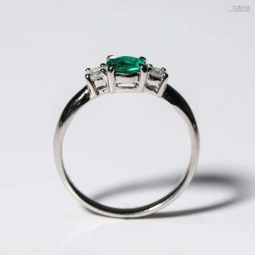 Emerald and Diamond Ring, Pt