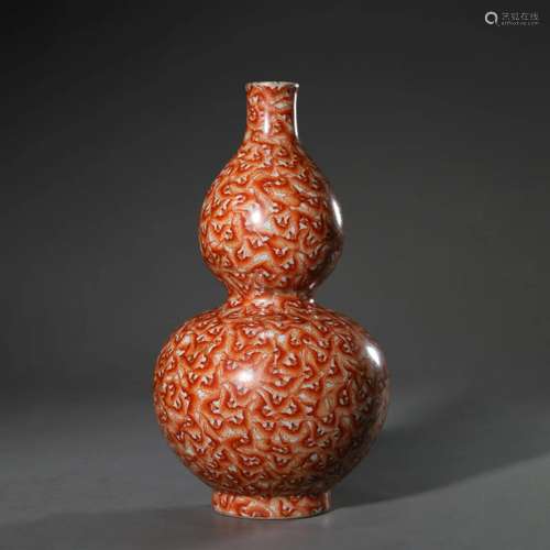 Iron-Red Glaze Bats Double-Gourd-Shape Vase