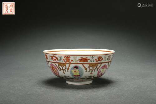 Famille Rose Bowl with Gold Outlining and Figure Design