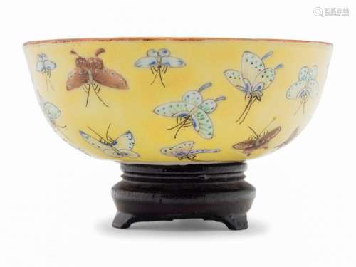A Chinese Yellow-Ground Famille Rose Porcelain 'Butterfly' C...