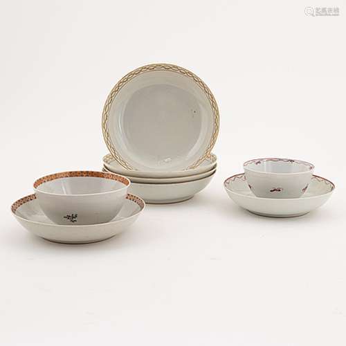 A set of two cups with saucers and four dishes, Qing dynasty...