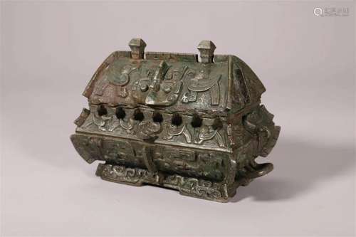 Bronze Taotie Gui Vessel