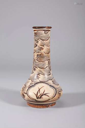 Jizhou Kiln Painted Brown Water Grass Bottle Vase