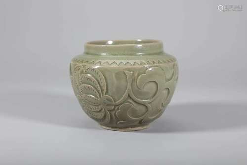 Yaozhou Kiln Peony Jar