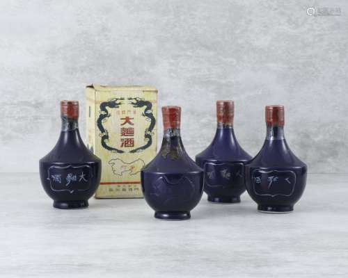 民国50~60年代 蓝瓷瓶大曲酒(4瓶)