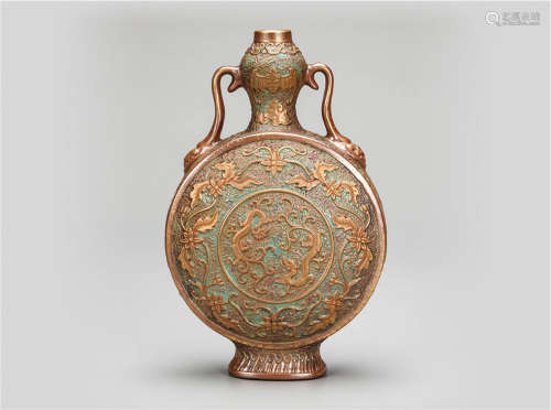 古铜釉描金龙纹抱月瓶