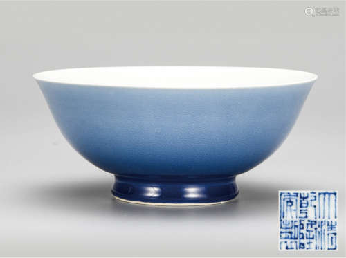 蓝釉碗