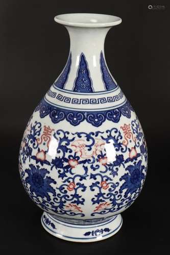 Chinese Blue and White Porcelain Vase,