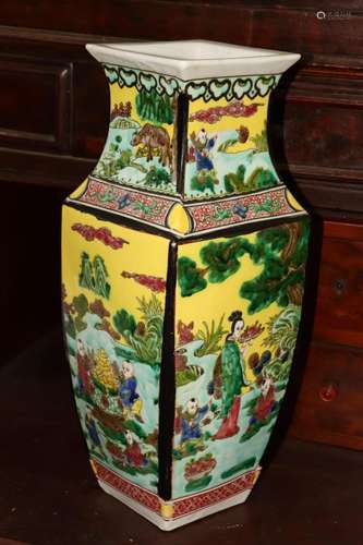 Large Chinese Porcelain Vase,