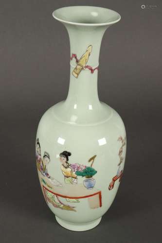 Good Chinese Porcelain Vase,