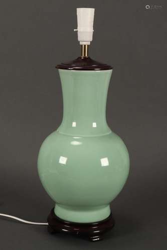 Chinese Porcelain Lamp,