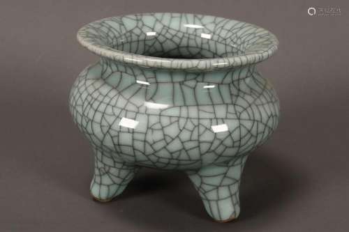 Chinese Crackle Glaze Porcelain Censer,