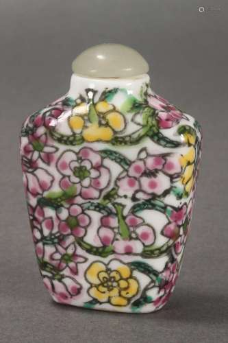 Chinese Porcelain Snuff Bottle,