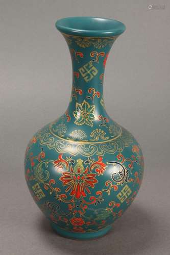 Chinese Porcelain Vase,