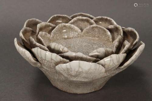 Chinese Crackle Glaze Dish,