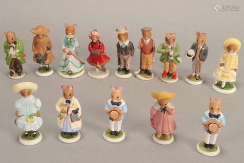 Fourteen Franklin Mint Woodmouse Figures,