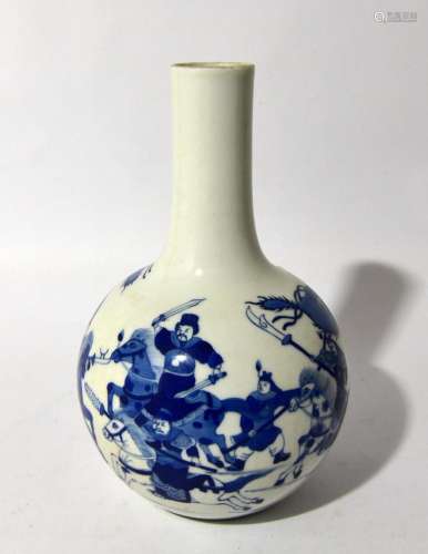 A Chinese Blue & White Tianqiu Vase Painted with Fightin...