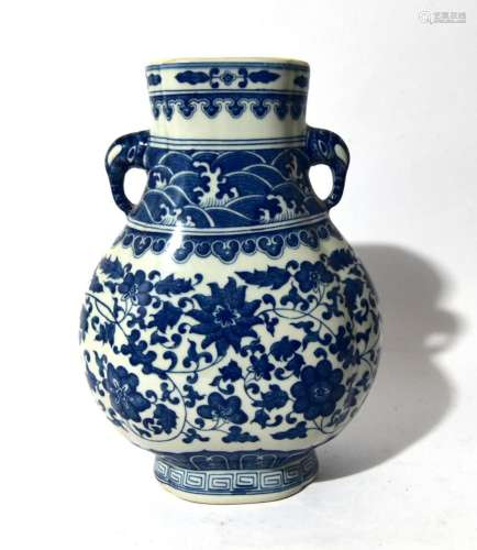 A Chinese Blue & White Gu Vase with Elephant Double Hand...