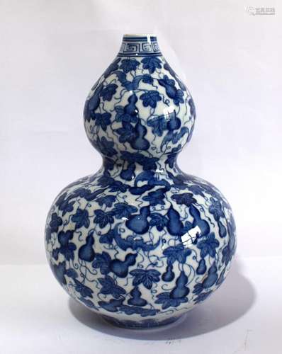 A Chines Blue & White Double Gourd Vase, Yongzheng Mark ...