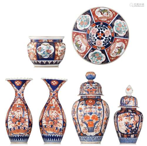 (T) A collection of Japanese Imari ware, Meiji period,