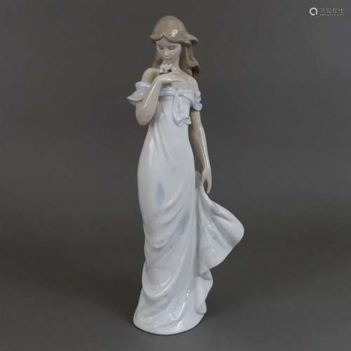 Porzellanfigur "Das Flüstern der Blumen" - Lladro,...