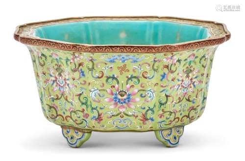A Fine Chinese Enameled Porcelain Jardinière