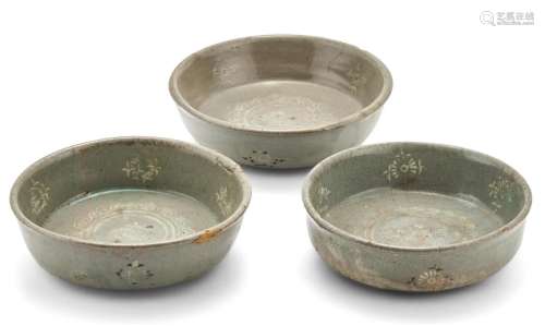Three Korean Slip-Inlaid Celadon Stoneware Bowls