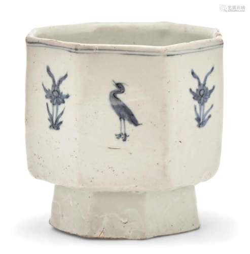 A Korean Octagonal Footed Porcelain Bowl