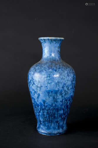 藍釉花瓶