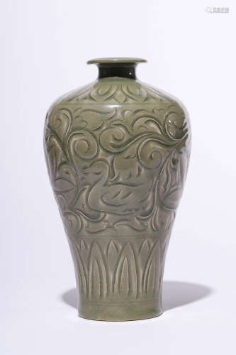 YaoZhou Kiln Prunus Vase