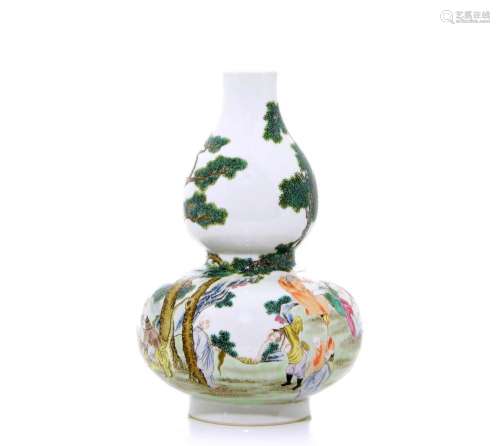 A Fine Chinese Famille Rose Double Gourd Vase