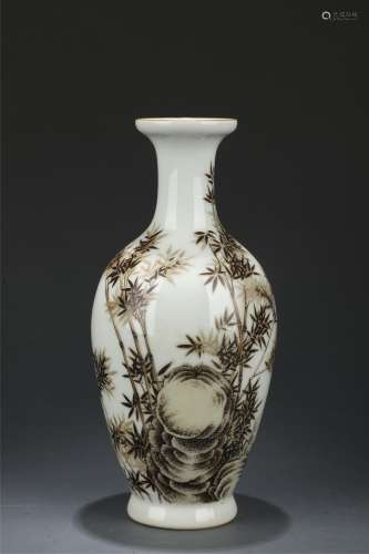 Ink Colored Vase with Bamboo and Stone Grain from Qing