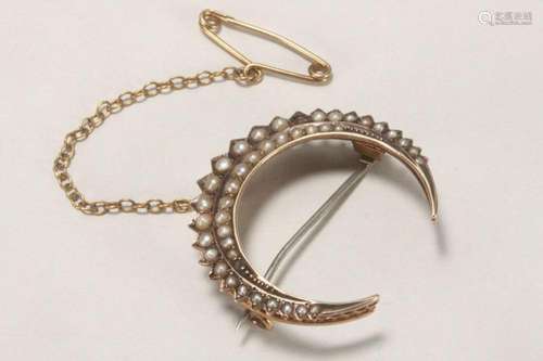 Edwardian 9ct Gold Seed Pearl Moon Brooch,