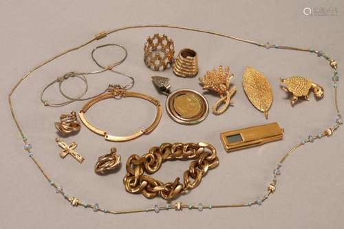 Quantity of Gilt Costume Jewellery,