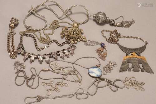 Quantity of Silver Finish Necklaces,