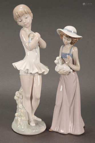 Two Nao Porcelain Figures,