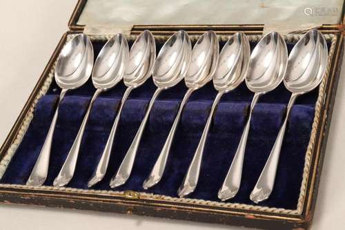 Eight George V Sterling Silver Tea Spoons,