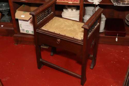 Early 20th Century Australian Piano Stool,