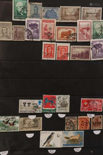 Quantity of Assorted World Stamps,