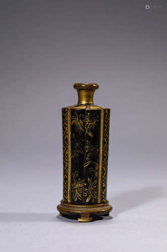 木漆金花瓶