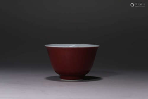 紅釉碗