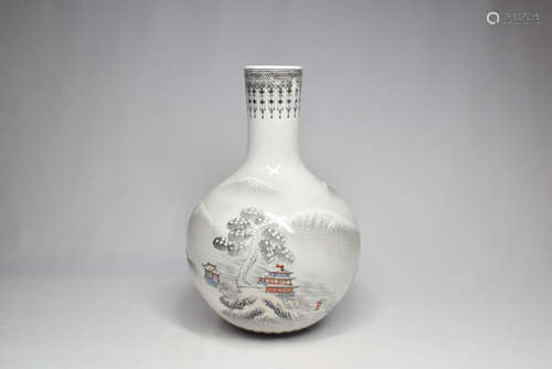 Chinese Porcelain Vase