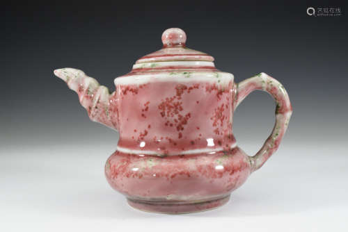 Red Glazed Porcelain Pot