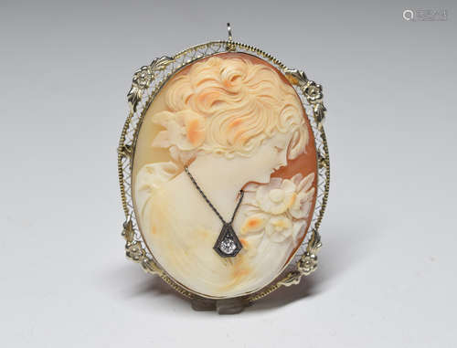 14K Gold Cameo Brooch