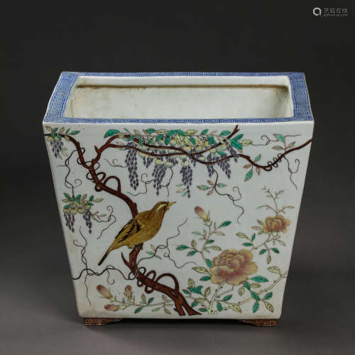 CHINESE QING DYNASTY FLOWER AND BIRD PATTERN SQUARE BASIN