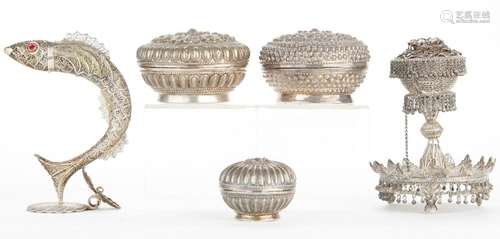 Grp: 5 Silver Pcs Spice Towers and Betel Nut Dishes