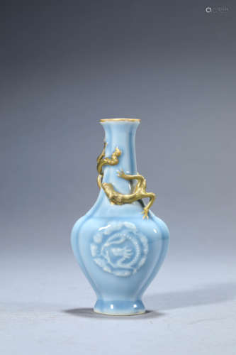 A Chinese Porcelain Blue-Glazed Dragon Vase Marked Qian Long