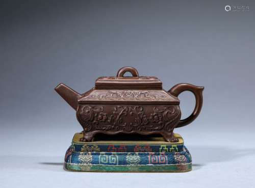 A Chinese Redware Teapot Marked Quan Yin she